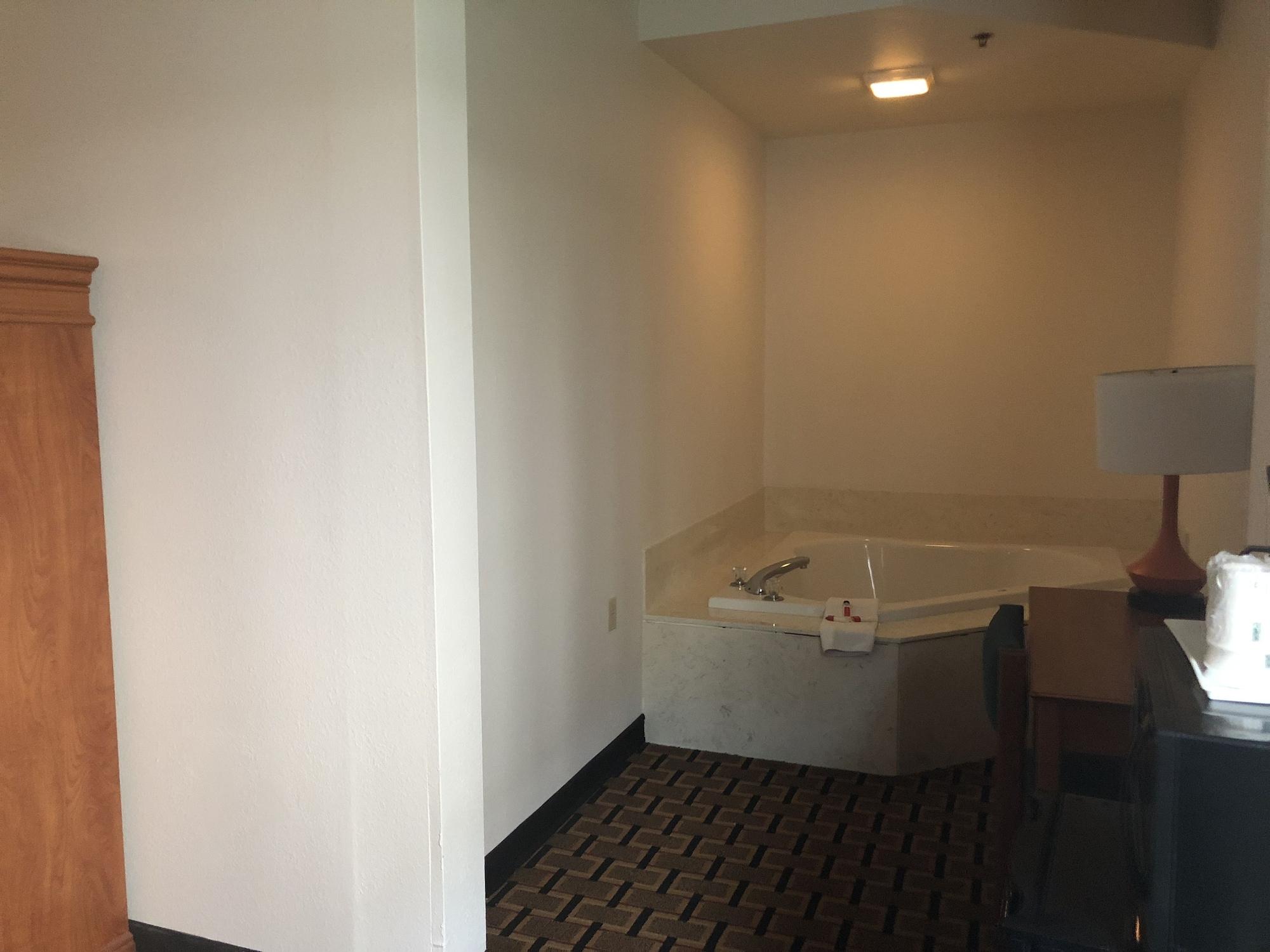 Howard Johnson By Wyndham Airport Louisville Zewnętrze zdjęcie